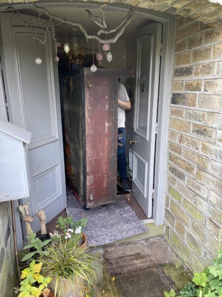 Piano Disposal Experts in Scotland, Get rid of your old piano